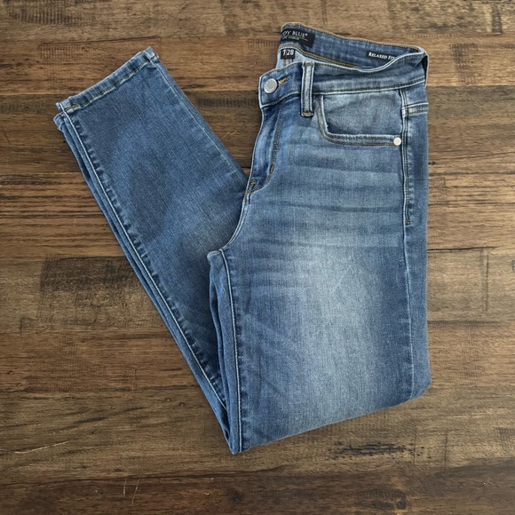 EUC Stitch Fix Judy Blue Adeline Mid Rise Girlfriend Relaxed Fit Jeans - Picture 7 of 14